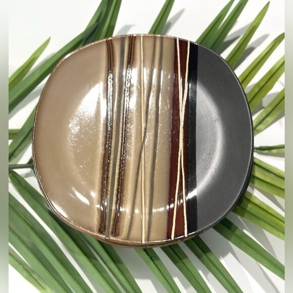 Better Homes & Gardens Bazaar Dinnerware, Brown, Set of 4 - Picture 7 of 8